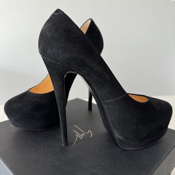 GIUSEPPE ZANOTTI Eva Black Suede Pumps, size 38.5 - Picture 6 of 17
